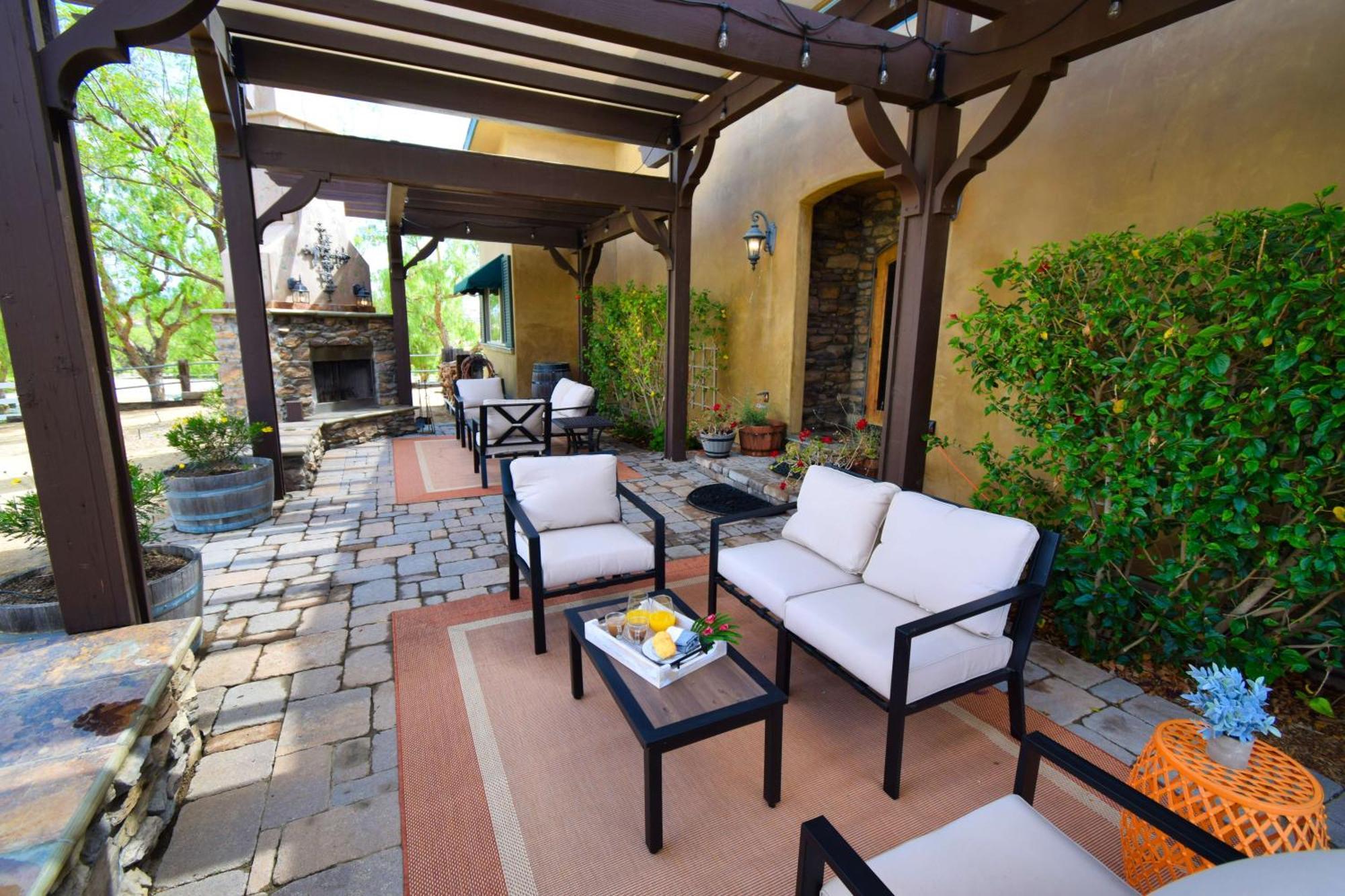 Peppertree Lane Ranch -- Seven-Acre Ranch In The Heart Of Wine Country 호텔 테메큘라 외부 사진