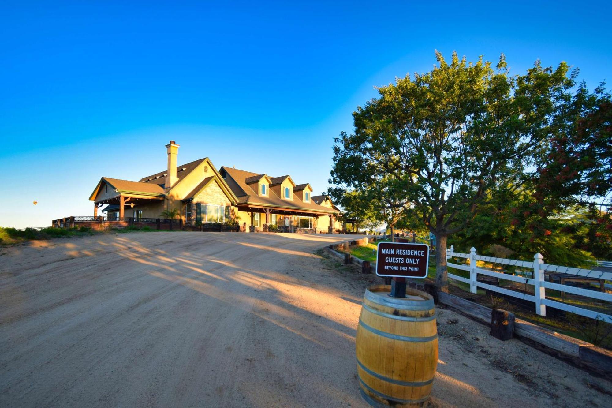 Peppertree Lane Ranch -- Seven-Acre Ranch In The Heart Of Wine Country 호텔 테메큘라 외부 사진